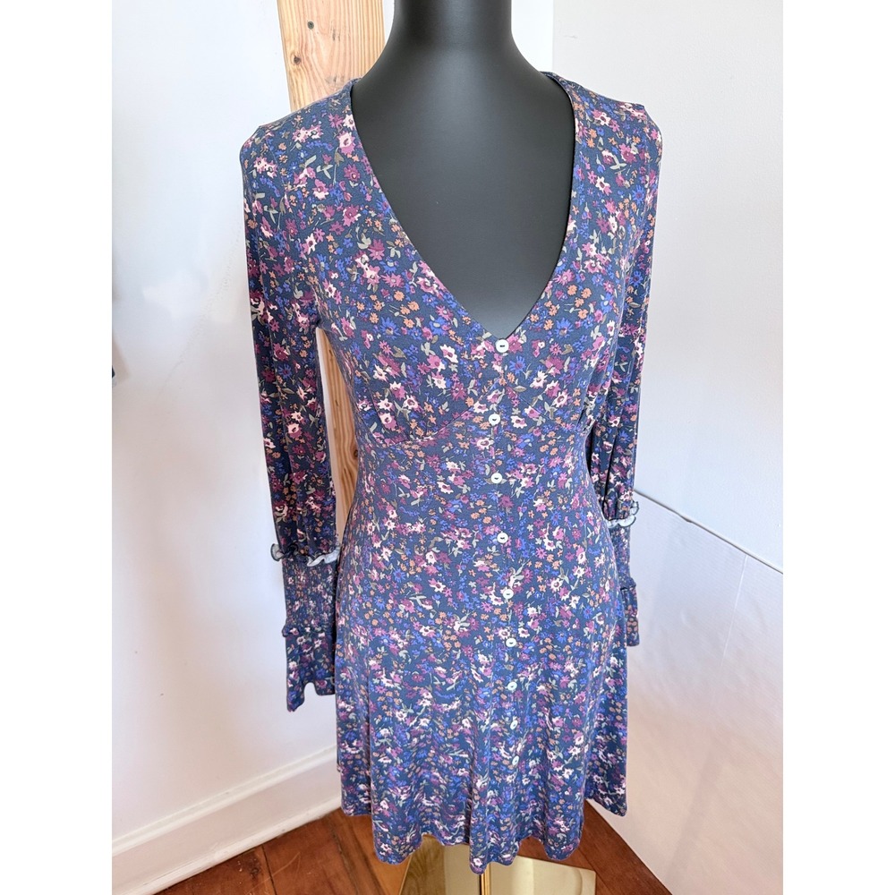 American Rag Floral Mini‎ Dress Womens M Blue Purple Smocked Long Sleeve V-Neck